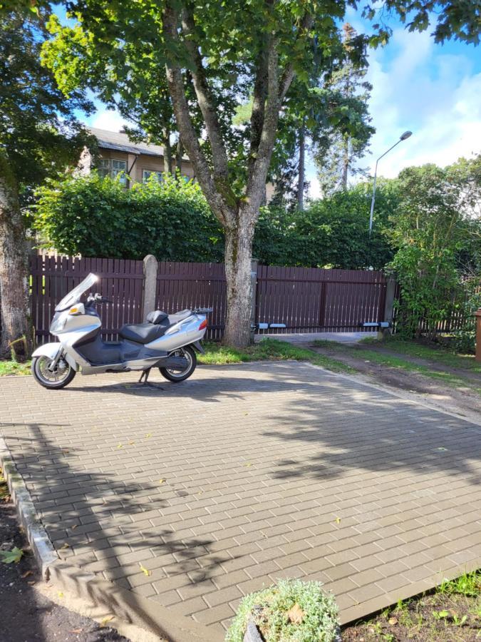 Guest House Sunny Jurmala Exterior photo
