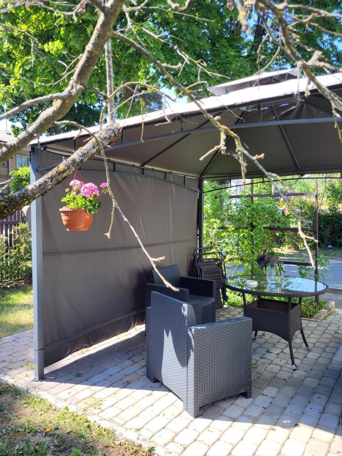 Guest House Sunny Jurmala Exterior photo